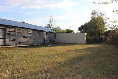 212 1st Street, Somerville, TX 77879 - Photo 5
