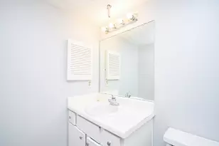 8433 Hearth Dr, Houston, TX 77054 - Photo 7