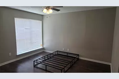 2818 S Bartell Drive #13, Houston, TX 77054 - Photo 7