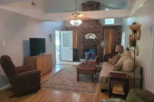 20 Connor Ln, Huntsville, TX 77320 - Photo 13