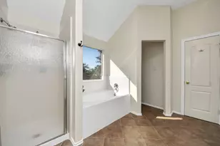 20318 Mammoth Falls Dr, Tomball, TX 77375 - Photo 15