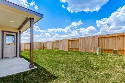 10403 Meadow Saffron Drive, Houston, TX 77016 - Photo 25