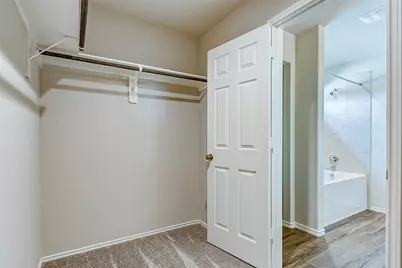 10403 Meadow Saffron Drive, Houston, TX 77016 - Photo 17