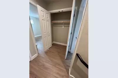 9720 Pelsey Street, Houston, TX 77029 - Photo 11