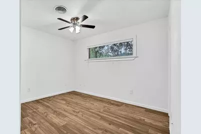 315 David, Bridge City, TX 77611 - Photo 11