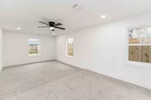 9226 Grady St, Houston, TX 77016 - Photo 19