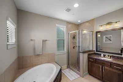 1129 Beasley Hills Lane, Houston, TX 77008 - Photo 23