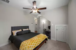 1129 Beasley Hills Ln, Houston, TX 77008 - Photo 7