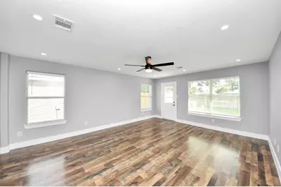 24027 Pinecreek Point, Spring, TX 77373 - Photo 17