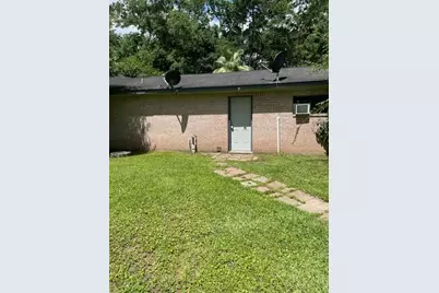 394 County Road 3378, Cleveland, TX 77327 - Photo 3