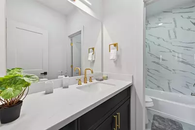 975 Highland Light Lane, Houston, TX 77091 - Photo 19