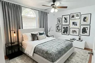 7703 Omaha Dr, Baytown, TX 77521 - Photo 3