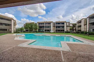 3015 Walnut Bend Ln, Houston, TX 77042 - Photo 29