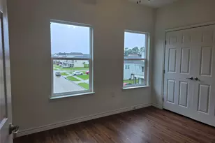 6102 White Oak Dr, Hitchcock, TX 77563 - Photo 11