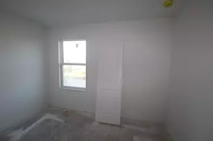 7830 Jade Crst Dr, Angleton, TX 77515 - Photo 11