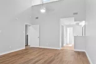 668 N Eldridge Pkwy, Houston, TX 77079 - Photo 11