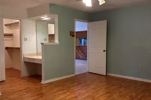 11123 Somerford Dr, Houston, TX 77072 - Photo 13