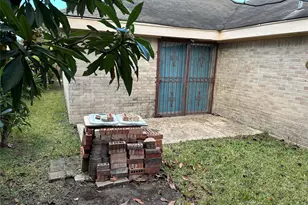 11123 Somerford Dr, Houston, TX 77072 - Photo 23