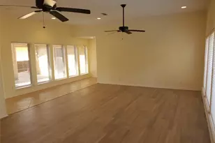 15815 Crestbrook Dr, Houston, TX 77059 - Photo 5