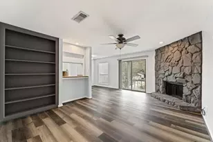 19 Hideaway Dr Dr, Friendswood, TX 77546 - Photo 5