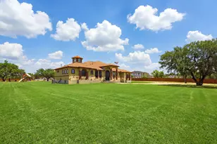 535 W Ansley Blvd, San Antonio, TX 78221 - Photo 3