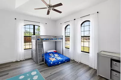 535 W Ansley Boulevard, San Antonio, TX 78221 - Photo 29