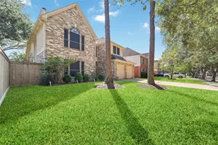 1011 Bristol Ln, Missouri City, TX 77459 - Photo 3