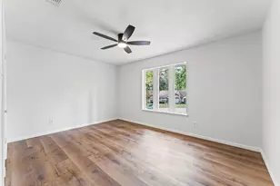 1123 Suwanee Ln, Houston, TX 77090 - Photo 27