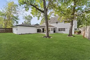 1123 Suwanee Ln, Houston, TX 77090 - Photo 31