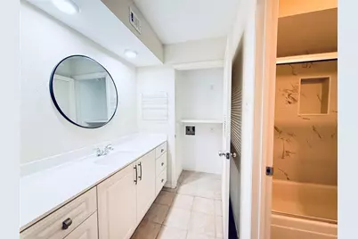 5633 S Rice Avenue, Houston, TX 77081 - Photo 23