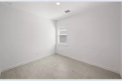 8338 Bay Oaks Drive, Baytown, TX 77523 - Photo 15