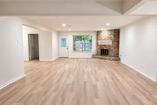 2111 Riverlawn Dr, Houston, TX 77339 - Photo 5