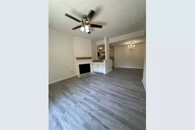 2125 Augusta Drive #55, Houston, TX 77057 - Photo 3