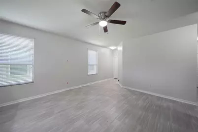 2719 Skyview Long Drive, Houston, TX 77047 - Photo 3