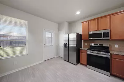 2719 Skyview Long Drive, Houston, TX 77047 - Photo 9