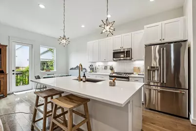810 E 39th Street, Houston, TX 77022 - Photo 3
