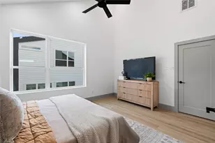 2942 Pitzlin St, Houston, TX 77023 - Photo 23