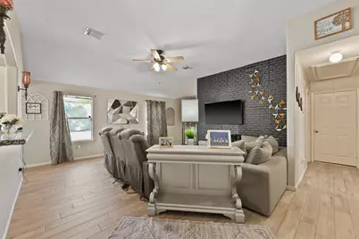 19131 Lakota Drive, Katy, TX 77449 - Photo 7