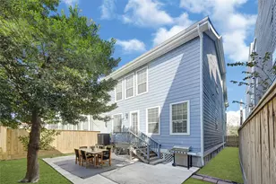 1420 W 26th St, Houston, TX 77008 - Photo 1