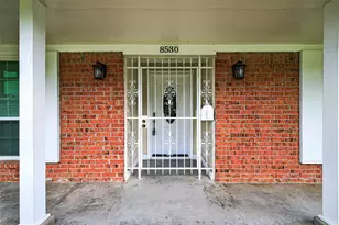 8530 Roos Rd, Houston, TX 77036 - Photo 5