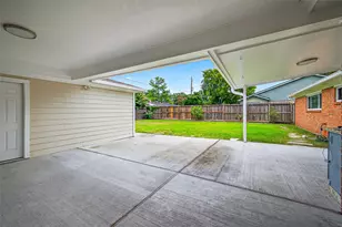 8530 Roos Rd, Houston, TX 77036 - Photo 39