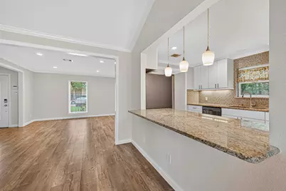 8530 Roos Road, Houston, TX 77036 - Photo 27