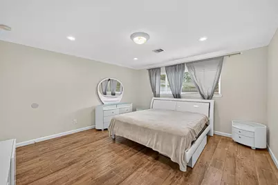8530 Roos Road, Houston, TX 77036 - Photo 35