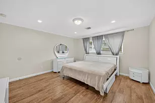 8530 Roos Rd, Houston, TX 77036 - Photo 35