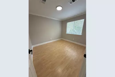 8622 Elm Lake Dr, Houston, TX 77083 - Photo 11