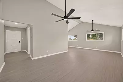 5923 Heatherbrook Drive, Houston, TX 77085 - Photo 3