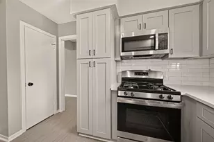 5923 Heatherbrook Dr, Houston, TX 77085 - Photo 11