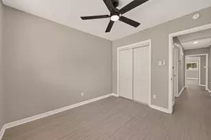 5923 Heatherbrook Dr, Houston, TX 77085 - Photo 23