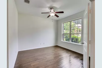 1713 Summergate Drive, Conroe, TX 77304 - Photo 5