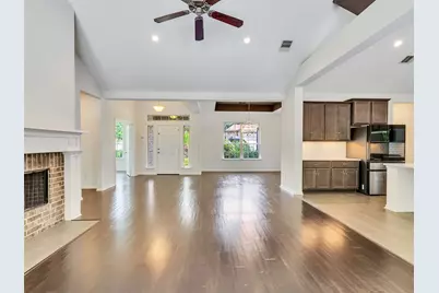1713 Summergate Drive, Conroe, TX 77304 - Photo 9